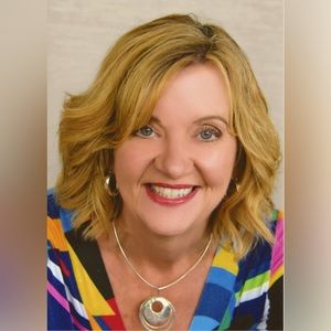 Meet your Posher, Brenda